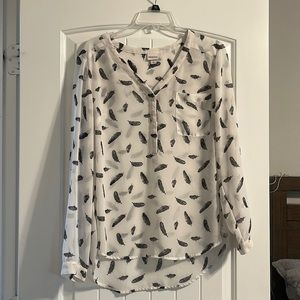 Merona feather blouse in black and white. Large